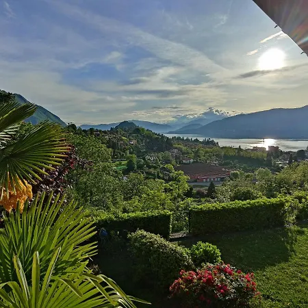 Feluca Porto Villa Porto Valtravaglia Exterior photo