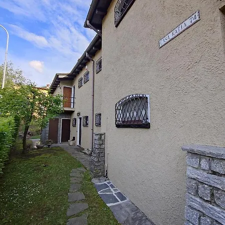 Feluca Porto Villa Porto Valtravaglia Exterior photo